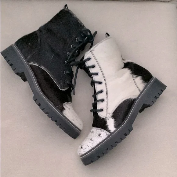 MYRA Bag Black and White Cowhide Combat Boots Women’s sz 7 - Picture 5 of 10
